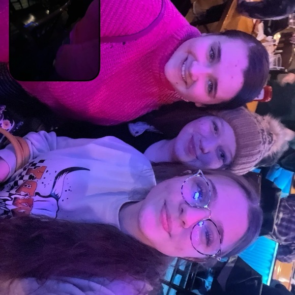 Meet your Posher, Cassidy - Picture 12 of 12